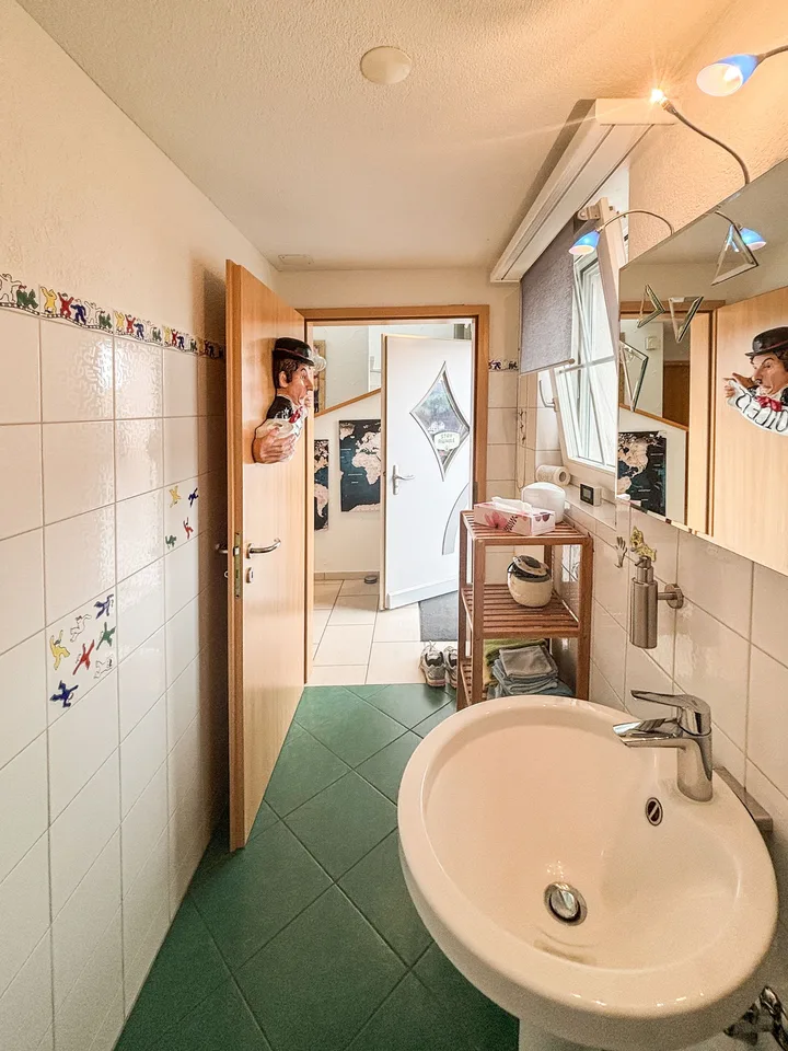 Grosszügiges 6.5-Zimmer-Einfamilienhaus mit Kamin in Top-Lage