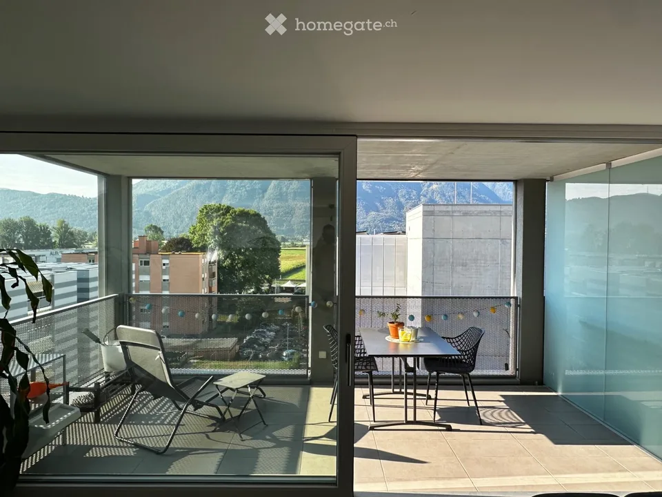Ich suche einen Nachmieter für eine 2.5-Zimmer-Wohnung (73m²) - Gordola