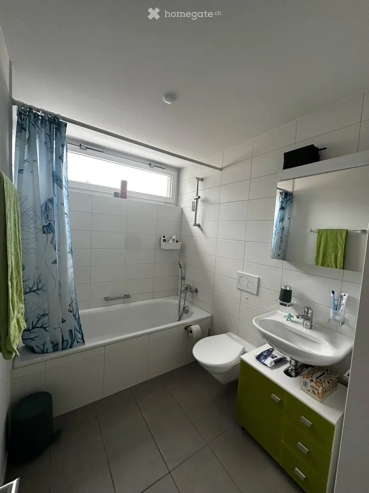 Ich suche einen Nachmieter für eine 2.5-Zimmer-Wohnung (73m²) - Gordola