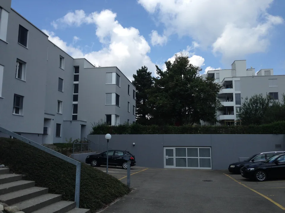 Einstellplatz im herzen von Dübendorf