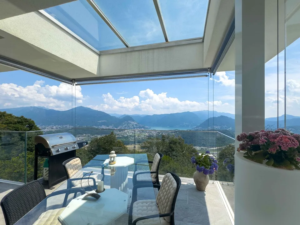 Prestigöse Villa mit Seeblick und Pool in Cademario