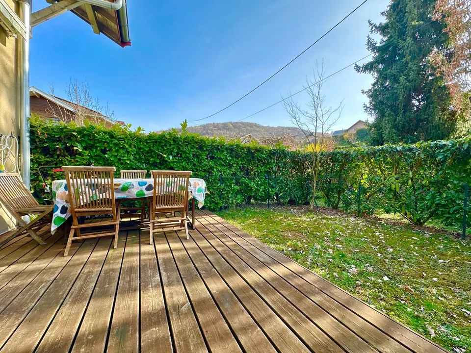 T3 Duplex avec terrasse, jardin et garage a sillingy !!