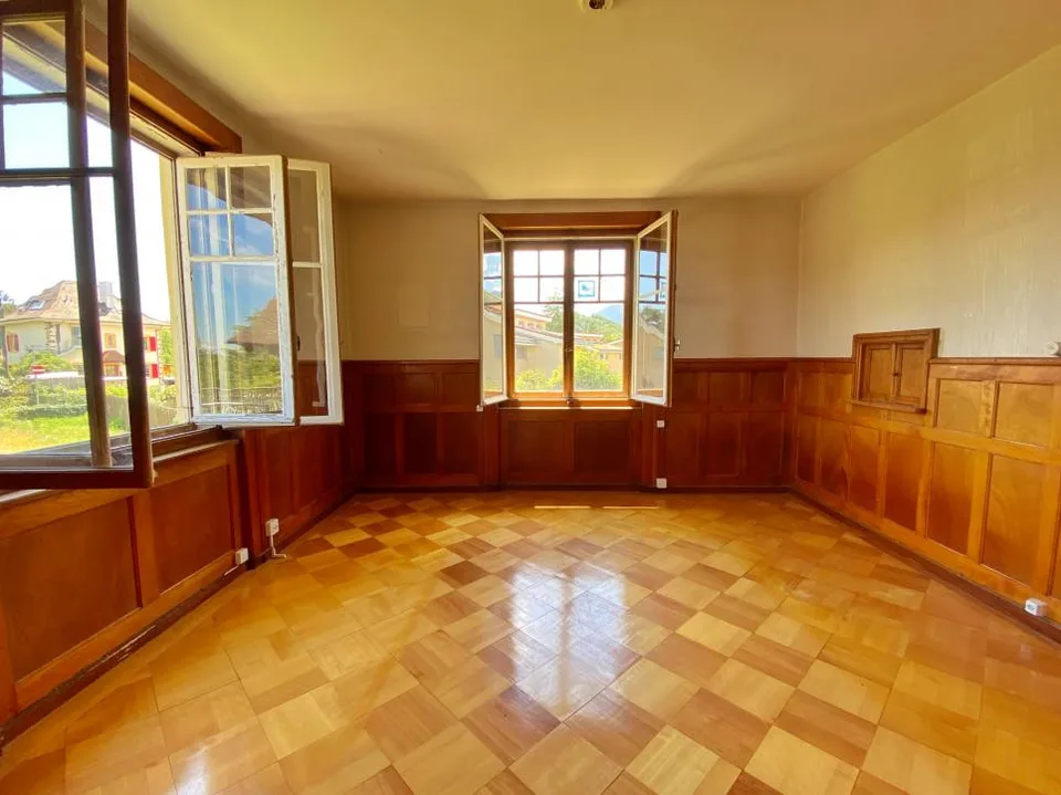 In der Nähe von Neuchâtel, in Areuse, individuelles Haus ideal gelegen