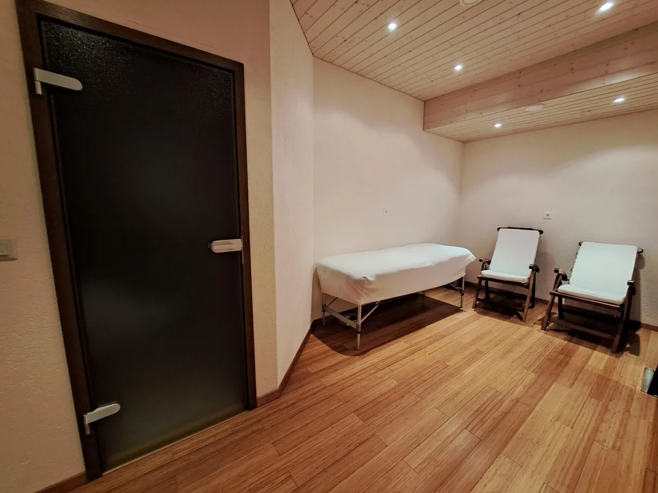 Magnificent 8-room chalet in Loèche-les-Bains – Luxury and Nature in the Heart of the Alps