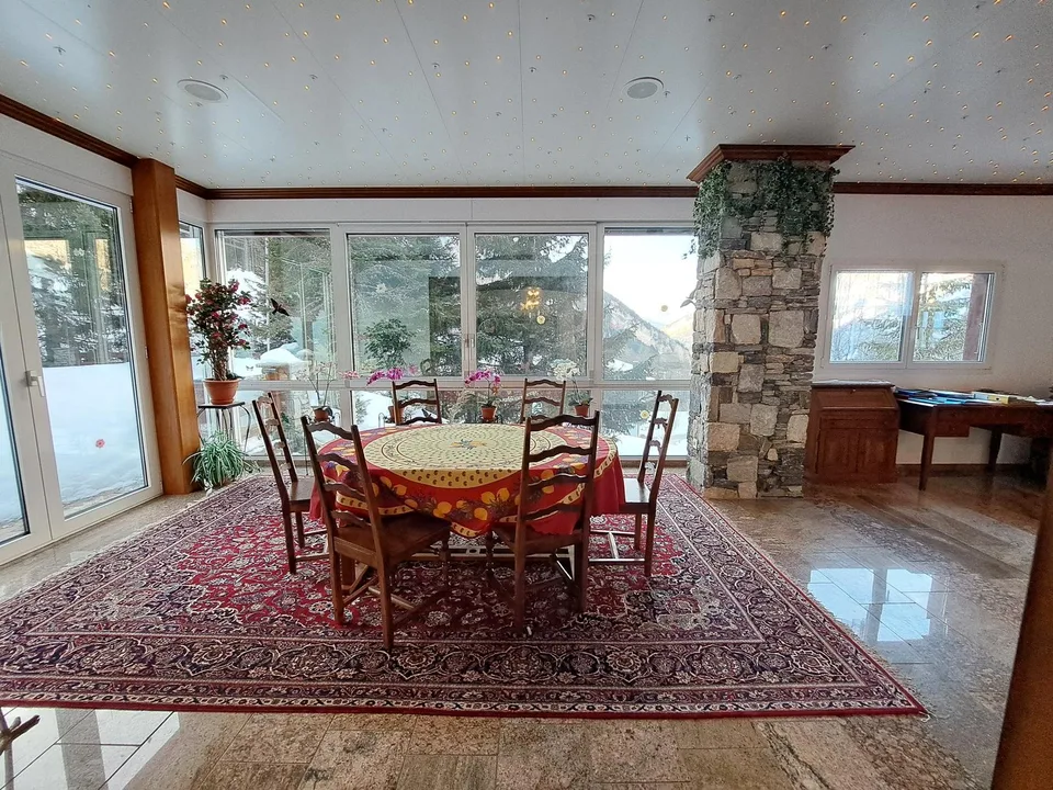 Magnificent 8-room chalet in Loèche-les-Bains – Luxury and Nature in the Heart of the Alps