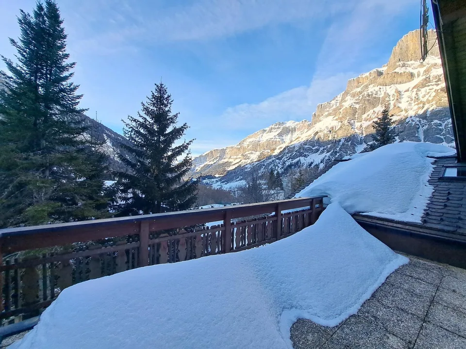 Magnificent 8-room chalet in Loèche-les-Bains – Luxury and Nature in the Heart of the Alps