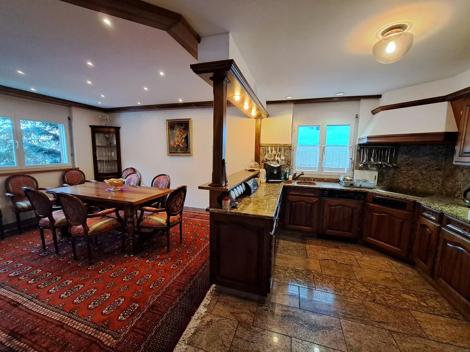 Magnificent 8-room chalet in Loèche-les-Bains – Luxury and Nature in the Heart of the Alps