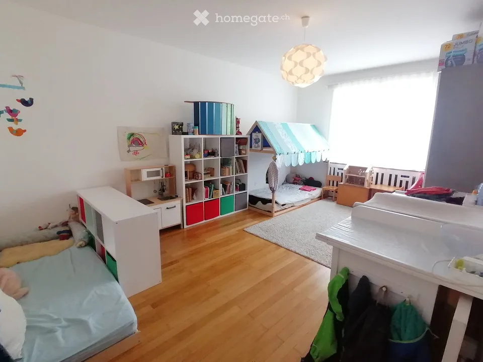 Appartement lumineux et spacieux de 4,5 pièces à Neubad, près de Neuweilerplatz 140 m2
