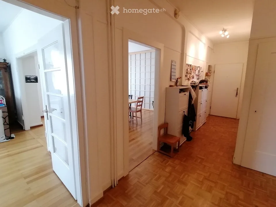 Appartement lumineux et spacieux de 4,5 pièces à Neubad, près de Neuweilerplatz 140 m2