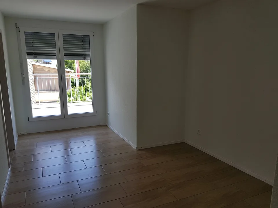Incantevole appartamento mansardato di 3 locali a Wangen bei Olten – disponibile immediatamente!