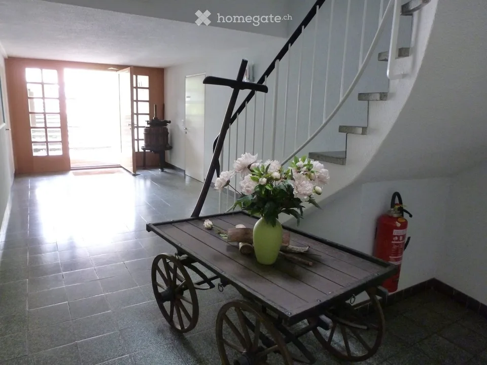 Helle 4.5-Zimmer-Wohnung mit Balkon in Glattbrugg