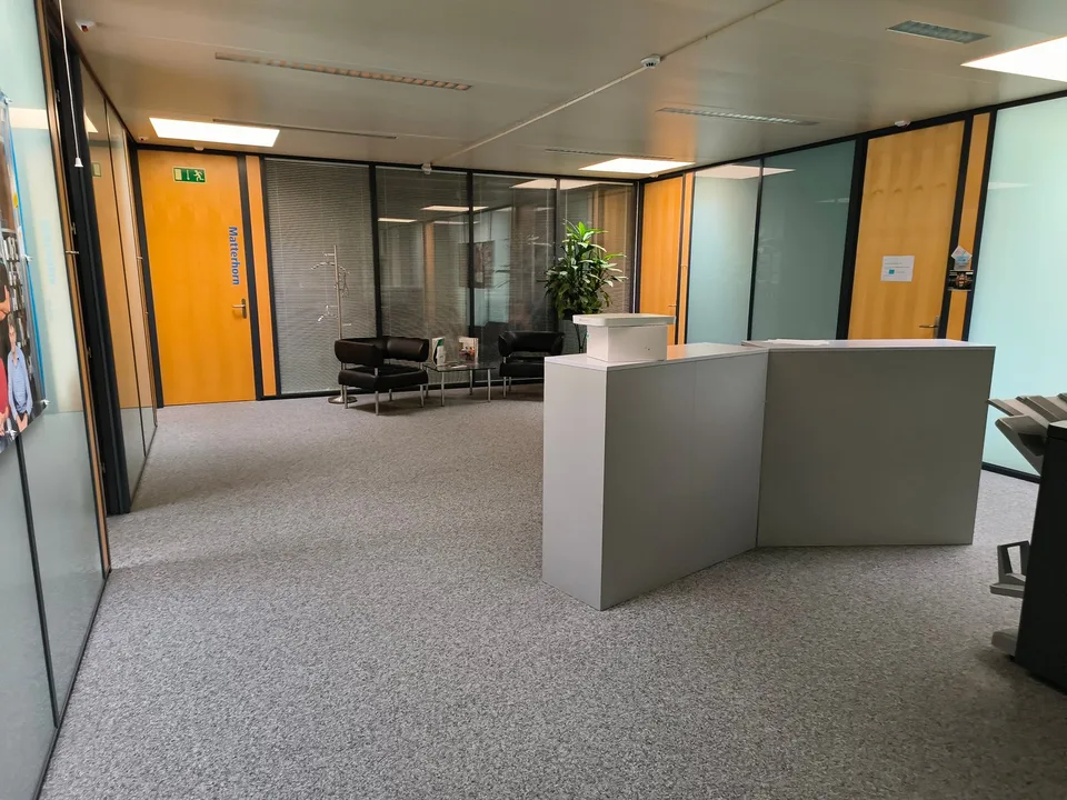 Flexible commercial, office, and laboratory space in Unterentfelden – from 01.10.2025