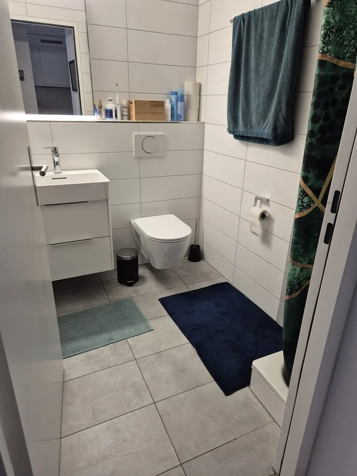 Appartement lumineux 3 pièces avec balcon dans un emplacement central à Berne