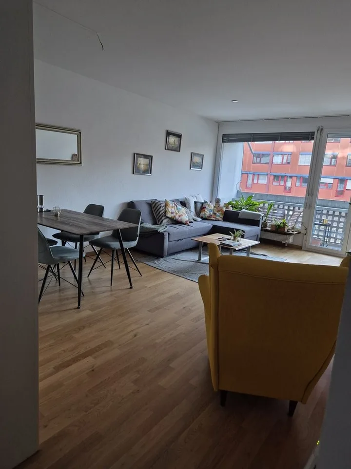 Helle 3-Zimmer-Wohnung mit Balkon an zentraler Lage in Bern