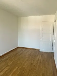 Appartement 3 pièces 2e étage à louer avec critères de location