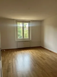 3-Zimmer-Wohnung 2. OG mit Vermietungskriterien zu Vermieten