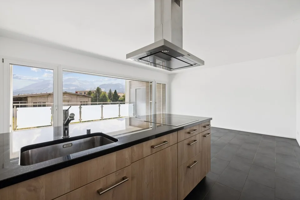 EXCLUSIVITÉ ! Bel appartement de 2.5 pièces avec balcon de 14 m2
