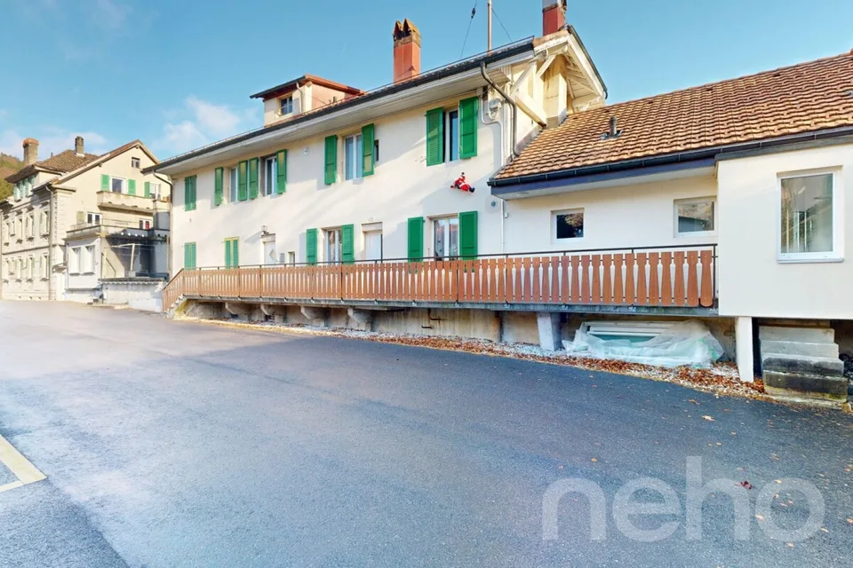 Rental building with good yield!