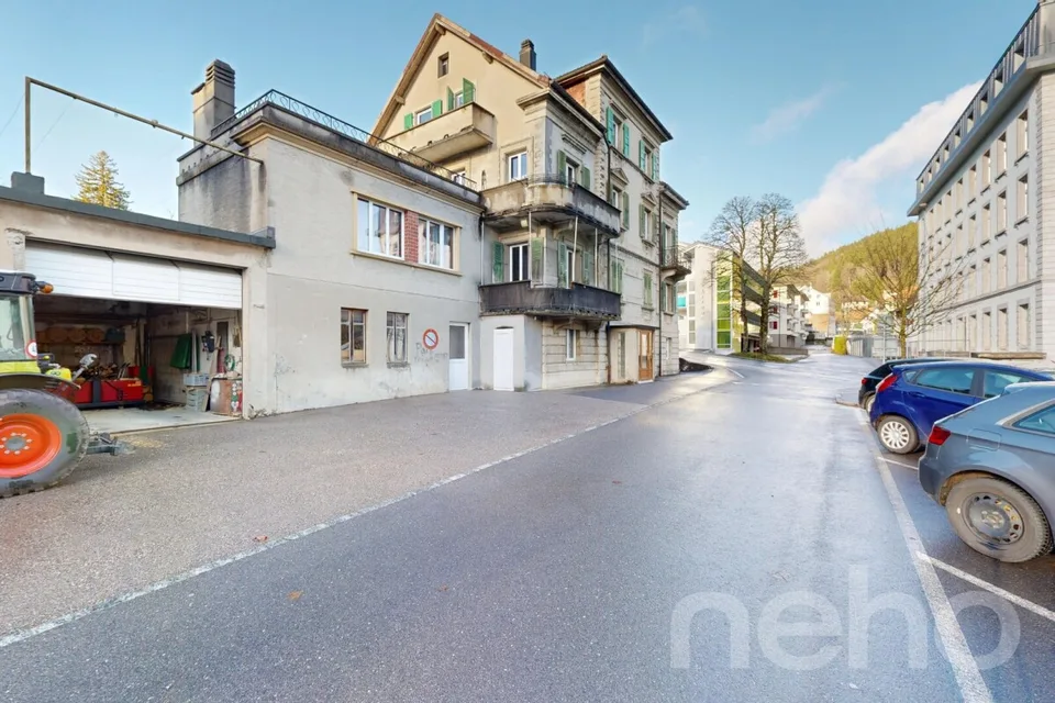 Rental building with good yield!