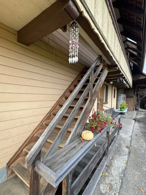 Charming 9-room farmhouse in Madiswil – Jewel with great potential