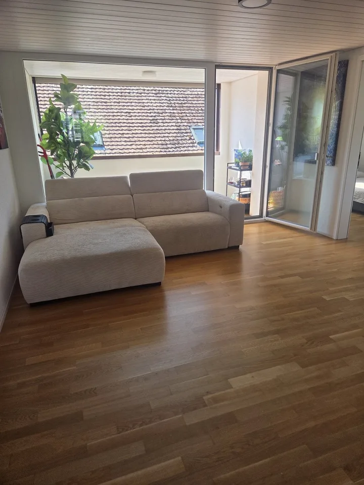 Modern 4.5-room apartment - top connection to public transport