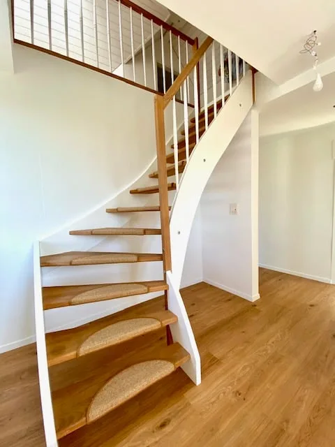 Renovated 5.5-room maisonette apartment with a great view in Arbon – photo 2 of 13
