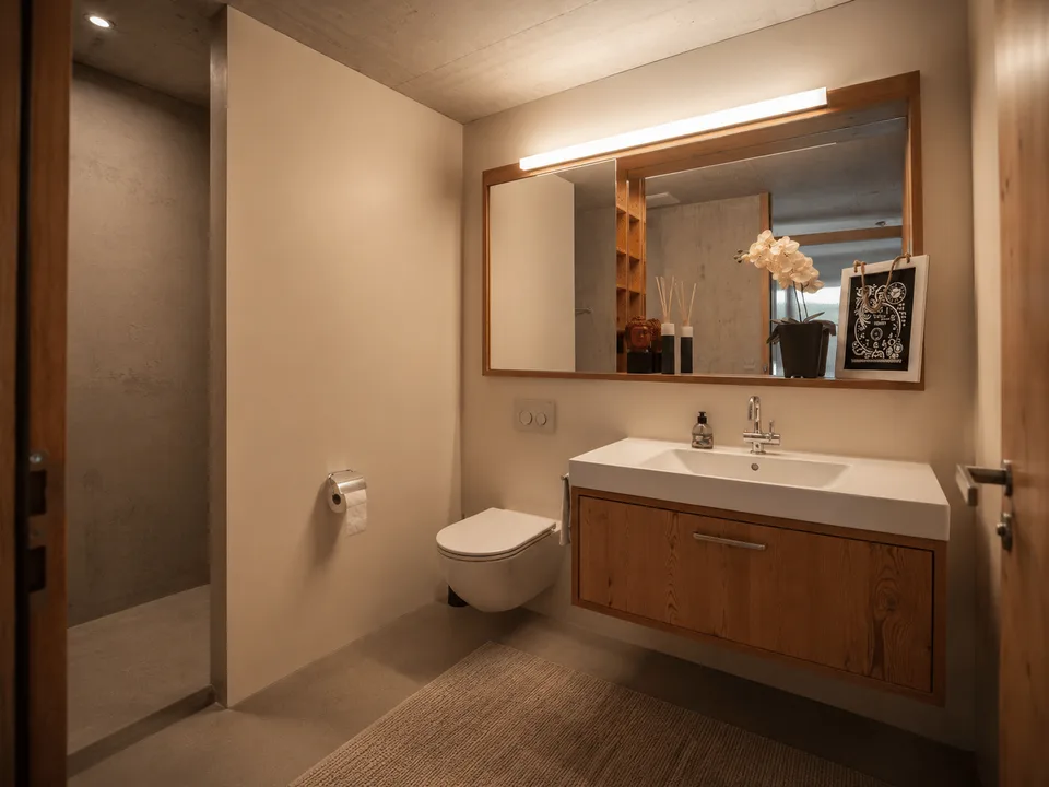 Exklusive 6.5-Zimmer-Attika-Duplexwohnung mit Dachterrasse und Weitsicht