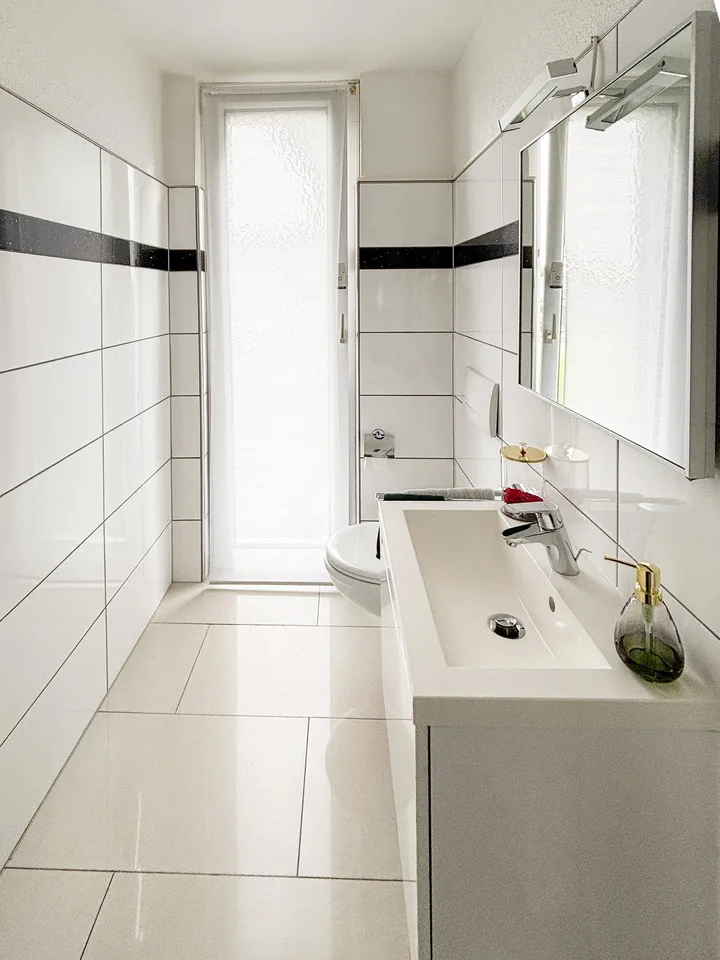 Elegance, light, and high-quality living with style and tranquility.