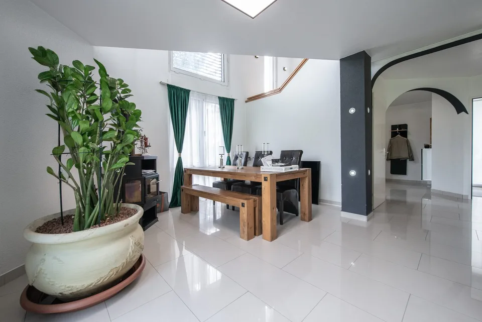 Elegance, light, and high-quality living with style and tranquility.