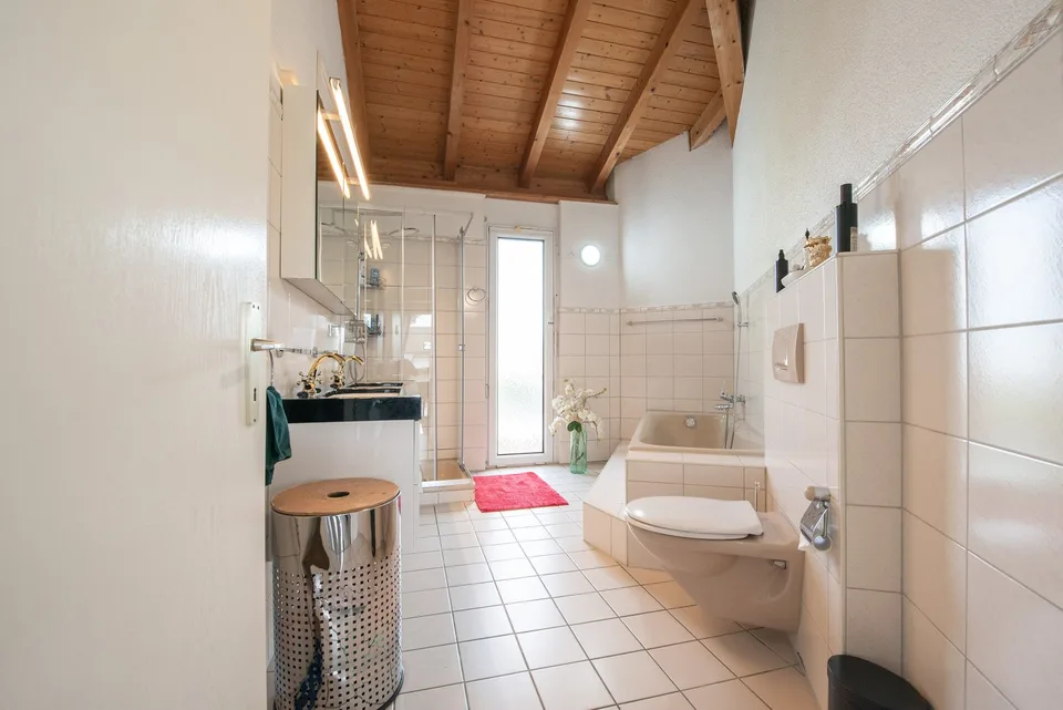 Elegance, light, and high-quality living with style and tranquility.