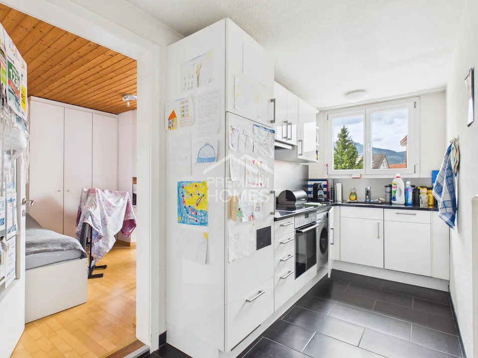 Attractive combination of living and commercial space