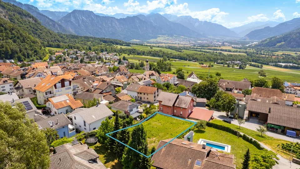 Baulandparzelle in Jenins mit Sonne, Ruhe und Weitsicht