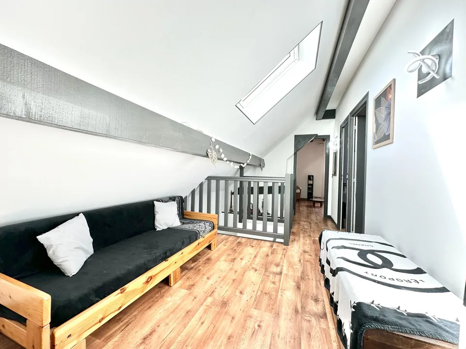House with 180 m2 and swimming pool