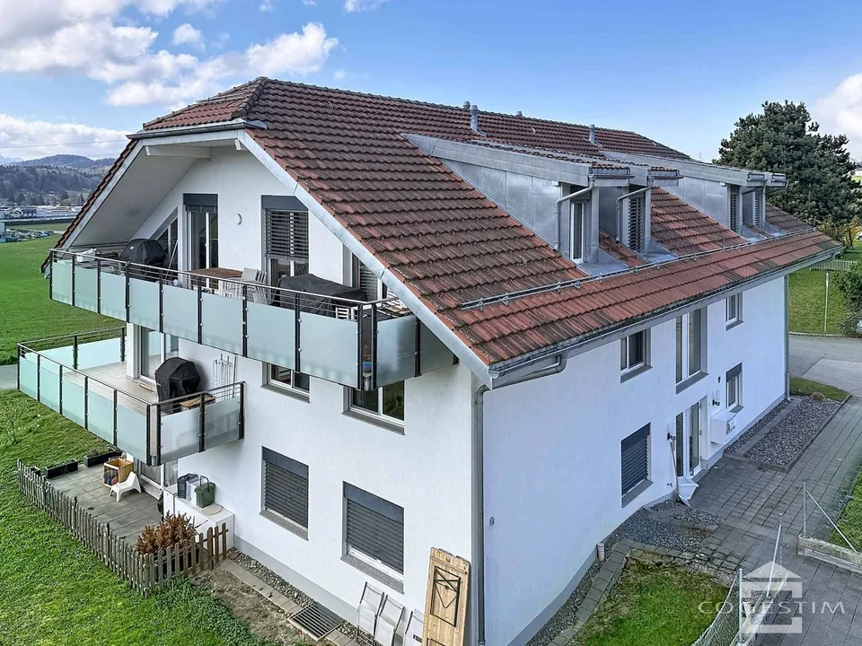 A bright 4.5-room apartment open to the countryside