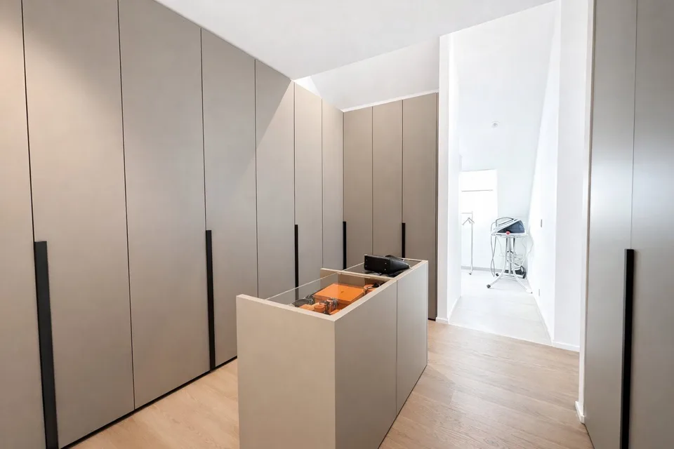 co-exclusivité: Attique en duplex de 275 m² à La Rippe (10' de Nyon)
