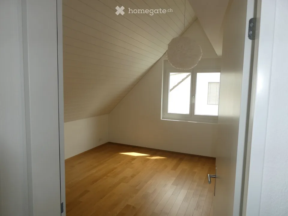 Charmant appartement maisonnette 4.5 pièces à Horgen – disponible immédiatement !