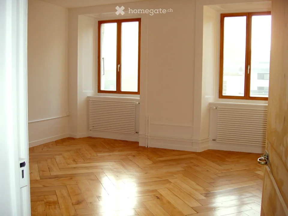 Appartement de 2.5 pièces à louer – Rue du Parc 19, La Chaux-de-Fonds