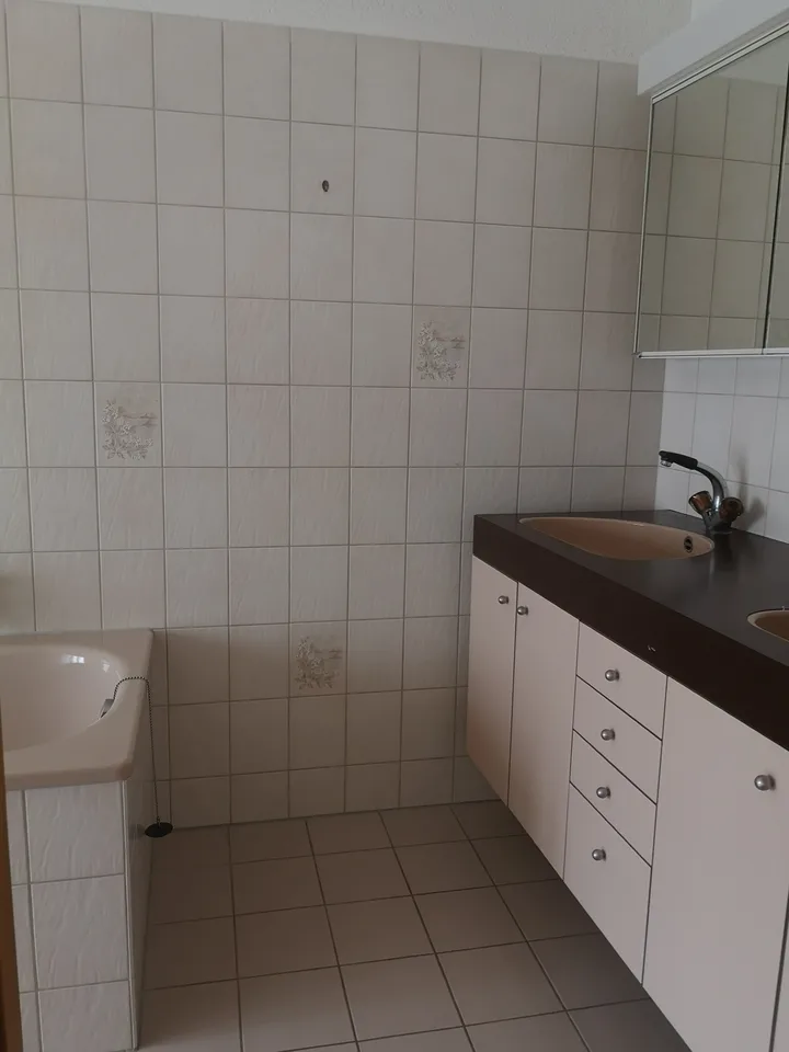 Charmant appartement 3.5 pièces avec balcon à Rekingen AG – disponible immédiatement
