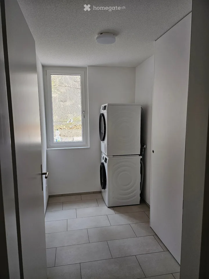 Wölflinswil: appartement 3 pièces et demi au rez-de-chaussée