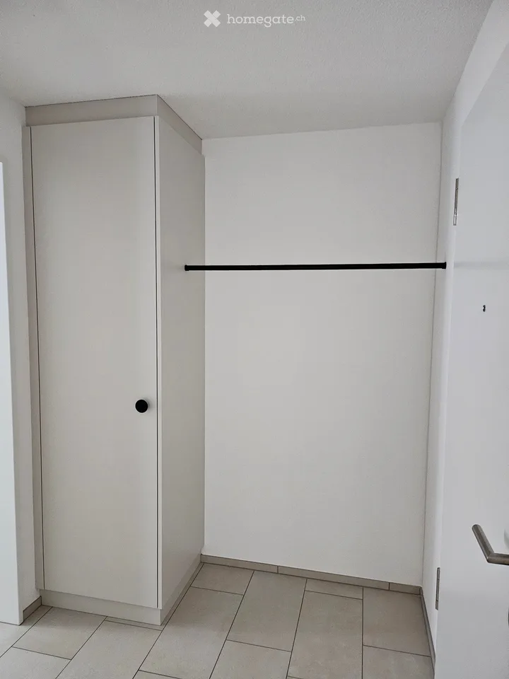 Wölflinswil: appartement 3 pièces et demi au rez-de-chaussée