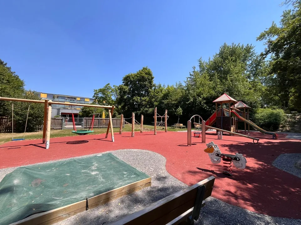 Child-friendly 4.5-room apartment in the Seidenberg quarter with a view of the Gurten