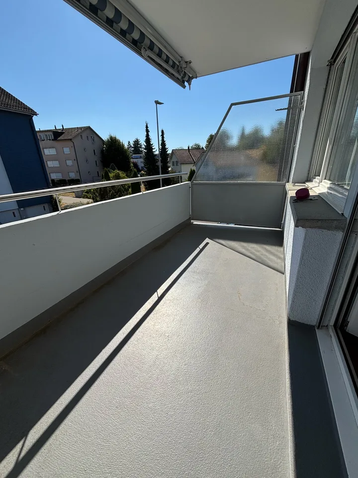 Beautiful 5.5 room apartment with balcony in prime location
