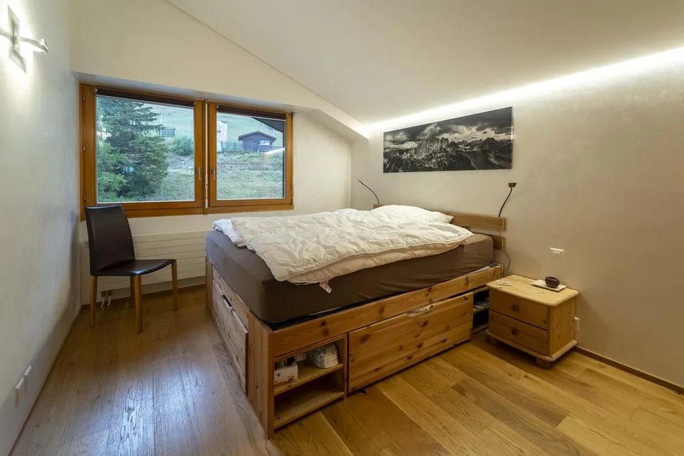 Renovated high-standard apartment with quality materials