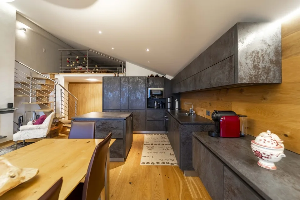 Appartement de standing rénové avec des matériaux de qualités