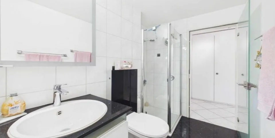 ***Bright 4.5-room apartment with balcony***