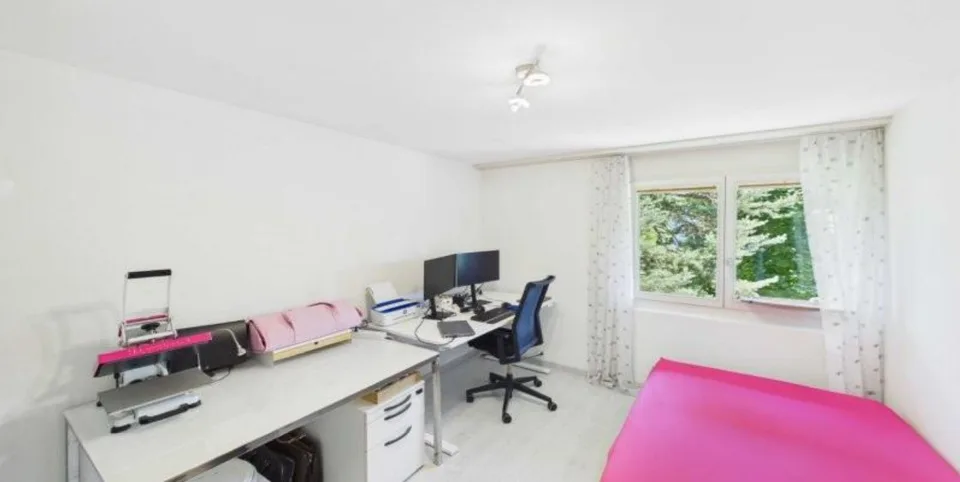 ***Bright 4.5-room apartment with balcony***