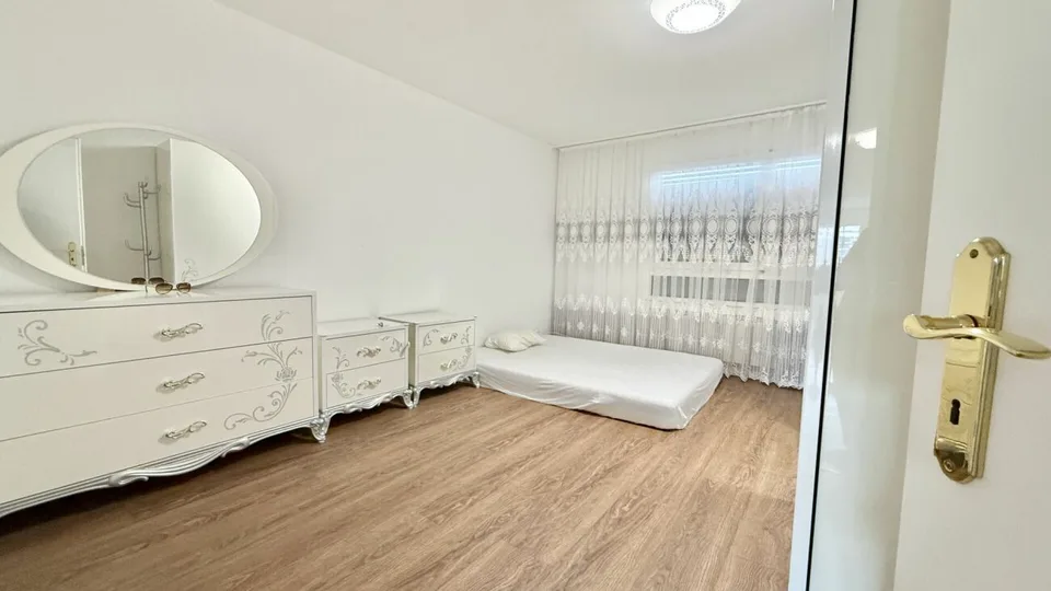 Spacious 4.5-room apartment in the popular Holenacker quarter