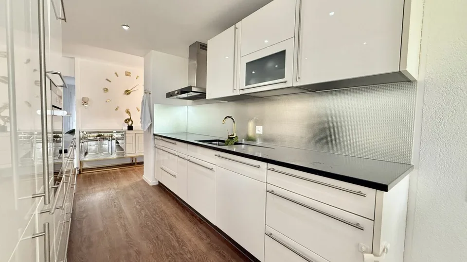 Spacious 4.5-room apartment in the popular Holenacker quarter