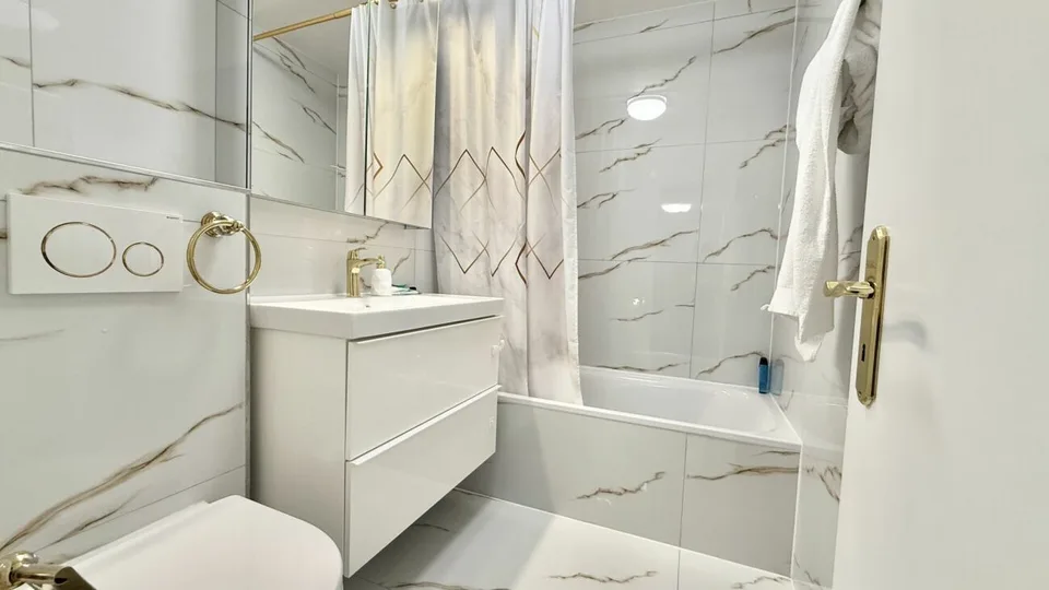 Spacious 4.5-room apartment in the popular Holenacker quarter
