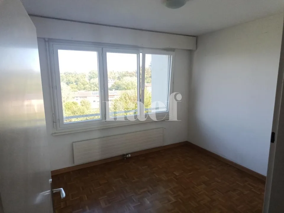 Grand appartement avec deux balcons !